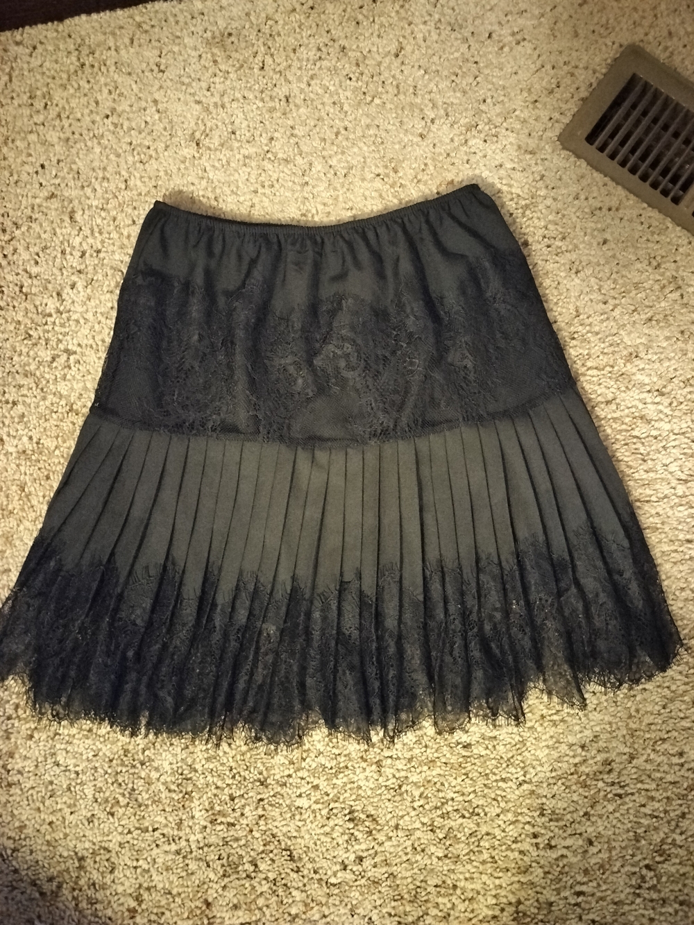Black Lace Pleated Women's Skirt/Slip